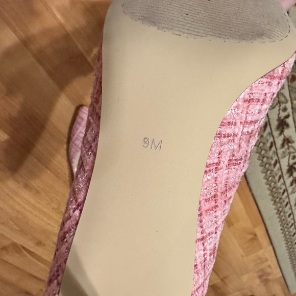 Pink plaid heels - Picture 2 of 3